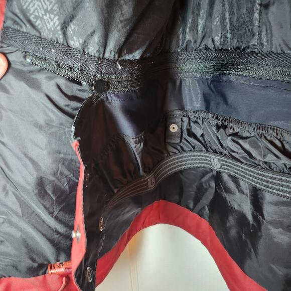 Burton Jacket Womens Med, Burgundy, Fur Trimmed Hood, Pockets, Side Vents - Picture 6 of 14